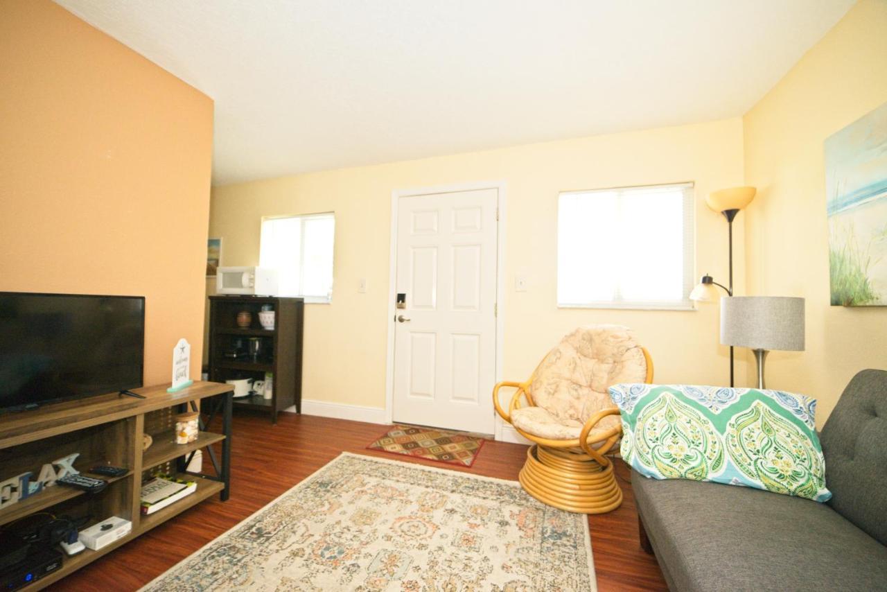 Cozy Canaveral Beach Condo! Next To Nasa Launch Site Cape Canaveral Esterno foto